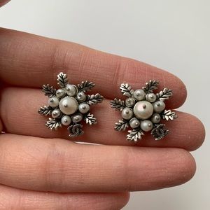 Authentic Chanel earrings limited edition prelove